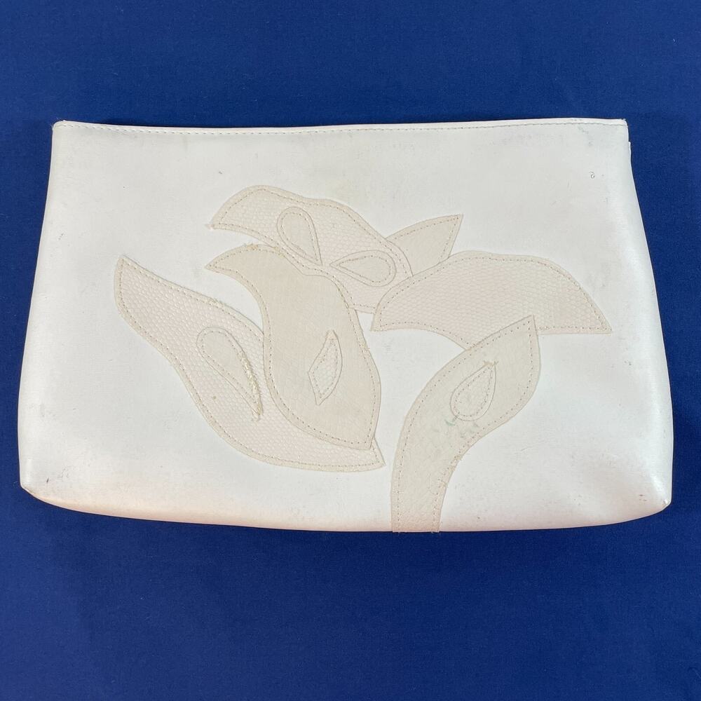 Vintage 80s White Floral Applique Clutch Purse Mod Retro Wedding Evening Bag